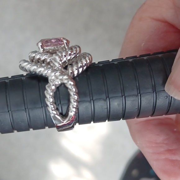 Ring - Picture 4 of 5